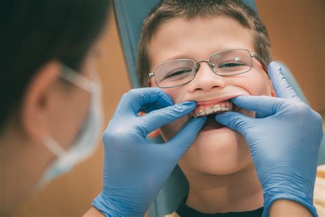 Assessing the Role of Magic in Minimizing Discomfort during Orthodontic Treatment: An Analysis